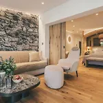 Otel Klosterbraeu
