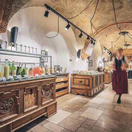 Klosterbraeu Отель Зеефельд в Тироле