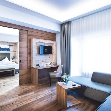 Отель Klosterbraeu 5*